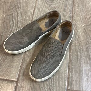 Preowned Sofft slip on sneaker shoe size 6.5